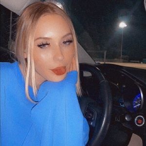 Meet your Posher, Karlee